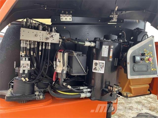 JLG 460SJ Plataformas con brazo de elevación telescópico