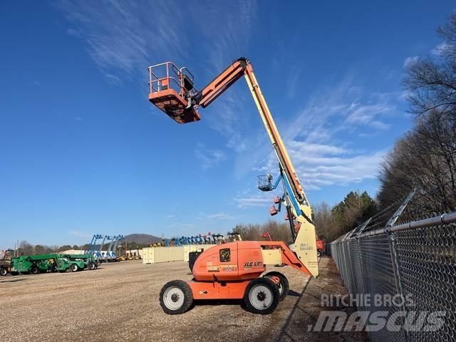 JLG 600AJ Plataformas con brazo de elevación manual