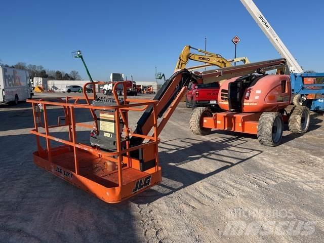 JLG 600AJ Plataformas con brazo de elevación manual