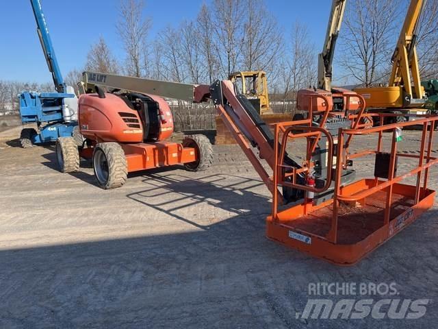 JLG 600AJ Plataformas con brazo de elevación manual