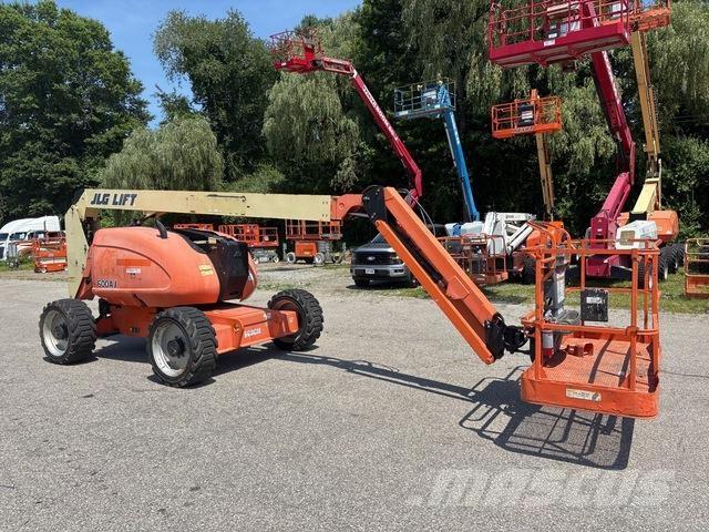 JLG 600AJ Plataformas con brazo de elevación manual
