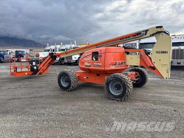 JLG 600AJ Plataformas con brazo de elevación manual