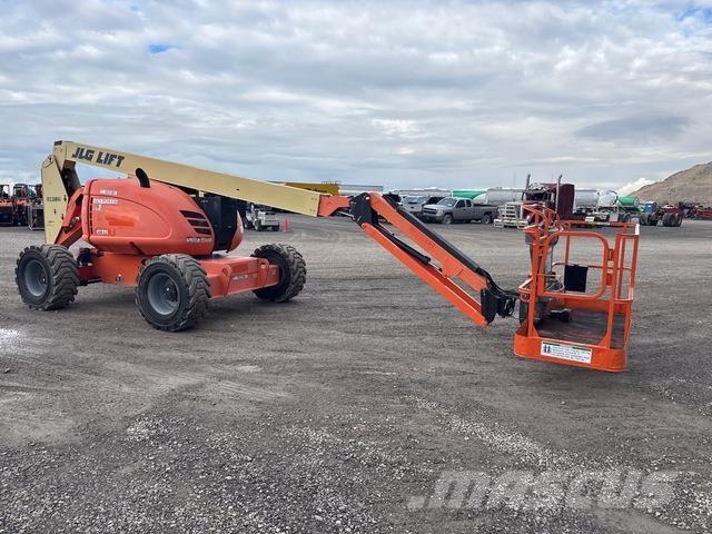 JLG 600AJ Plataformas con brazo de elevación manual