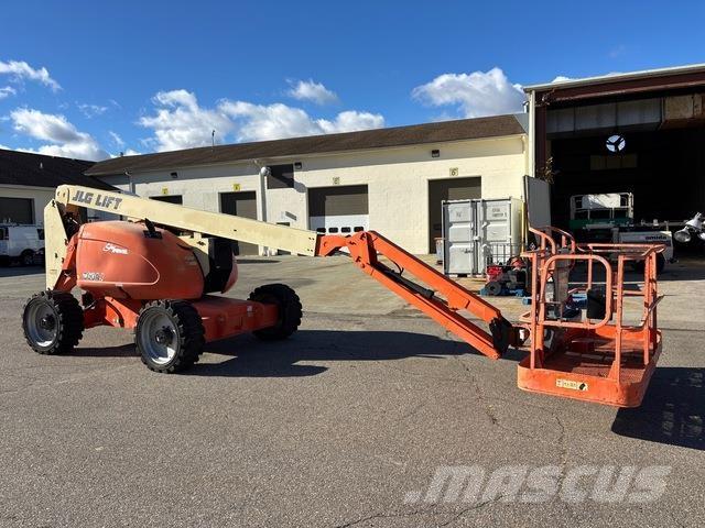 JLG 600AJ Plataformas con brazo de elevación manual