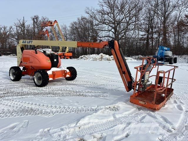 JLG 600AJ Plataformas con brazo de elevación manual