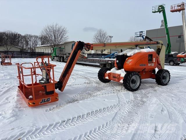 JLG 600AJ Plataformas con brazo de elevación manual