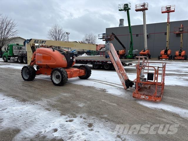 JLG 600AJ Plataformas con brazo de elevación manual