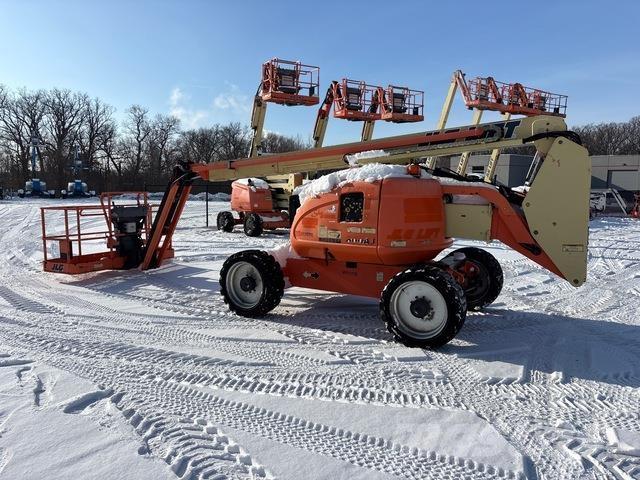 JLG 600AJ Plataformas con brazo de elevación manual