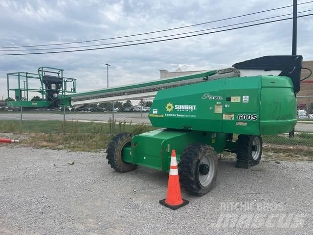 JLG 600S Otros