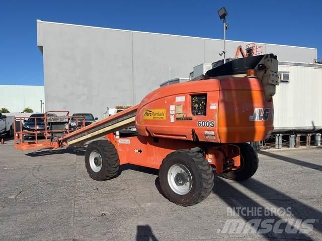 JLG 600S Otros