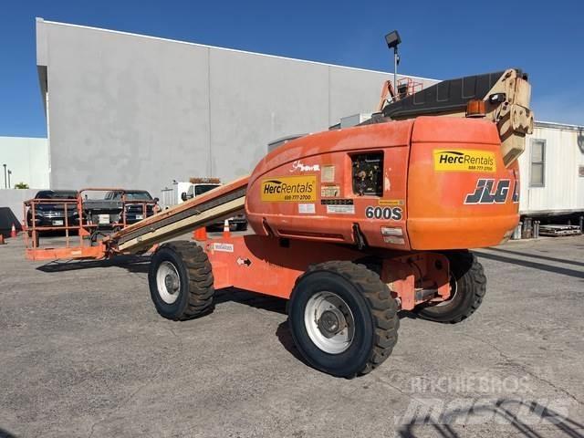 JLG 600S Otros