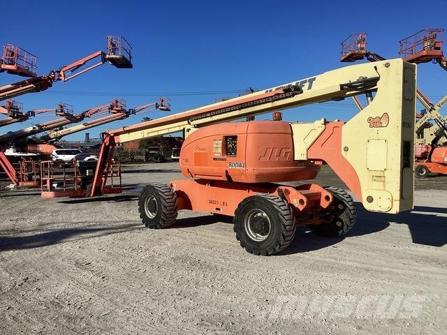JLG 800 AJ Plataformas con brazo de elevación manual