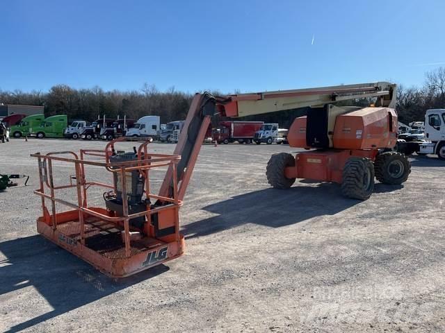 JLG 800AJ Plataformas con brazo de elevación manual