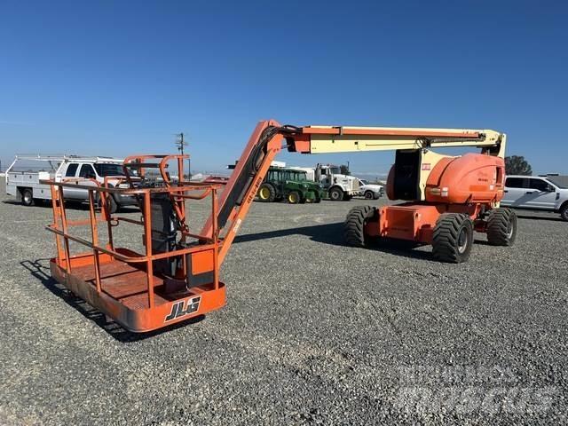 JLG 800AJ Plataformas con brazo de elevación manual