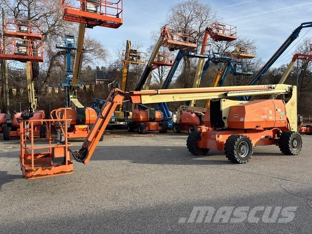 JLG 800AJ Plataformas con brazo de elevación manual
