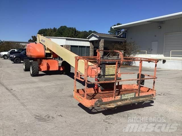 JLG 800S Plataformas con brazo de elevación manual