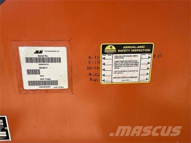 JLG 800S Plataformas con brazo de elevación telescópico