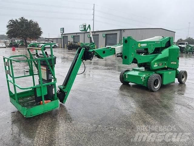 JLG E400AJPN Plataformas con brazo de elevación manual