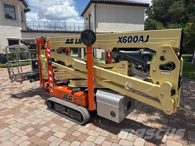 JLG X600AJ Plataformas con brazo de elevación manual