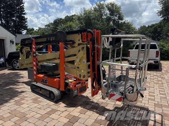 JLG X600AJ Plataformas con brazo de elevación manual
