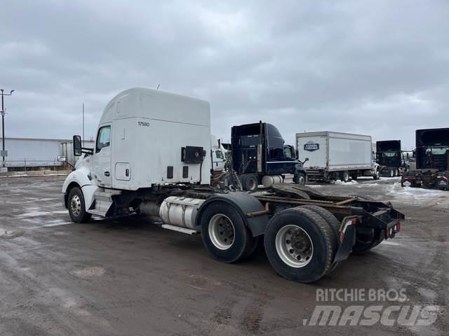 Kenworth T680 Camiones tractor