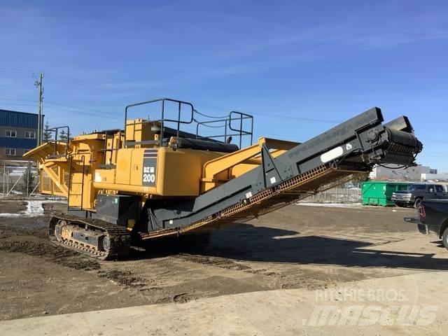 Komatsu BZ200 Machacadoras