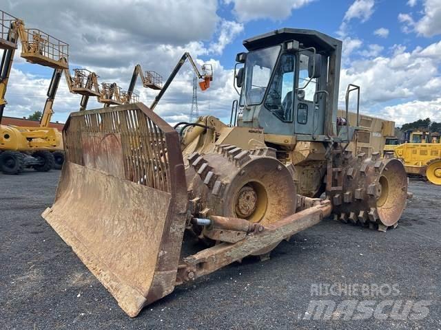 Komatsu WF450T Otros