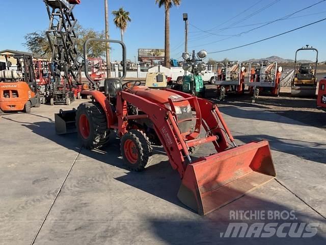 Kubota L3901D Tractores compactos