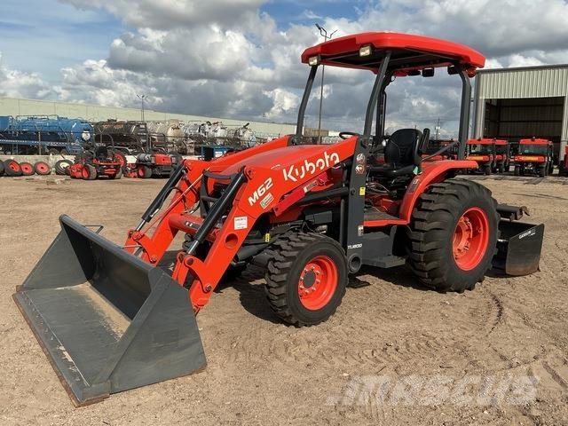 Kubota M62 Cargadoras y excavadoras frontales