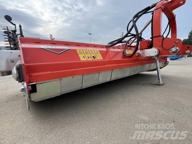 Kuhn SDS210M Otros