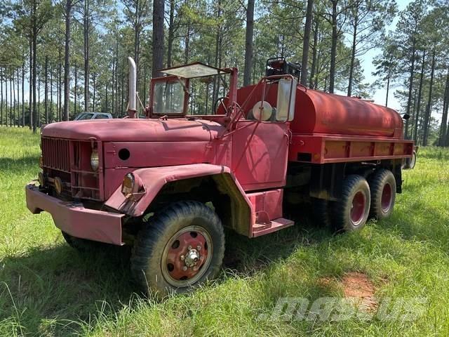  M35 Camiones cisterna