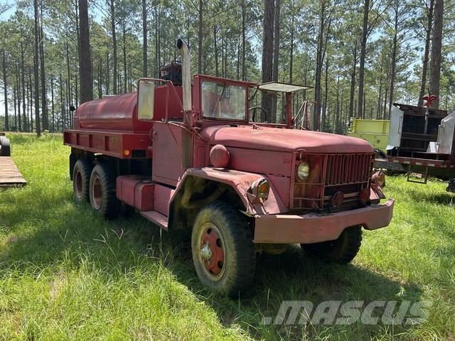  M35 Camiones cisterna