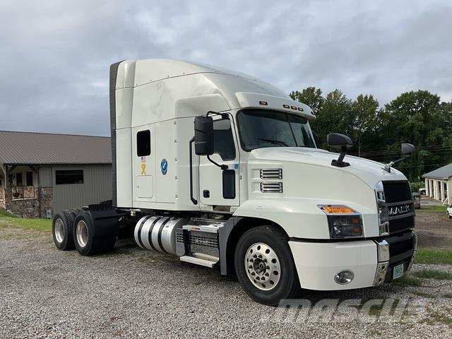 Mack AN64T Camiones tractor