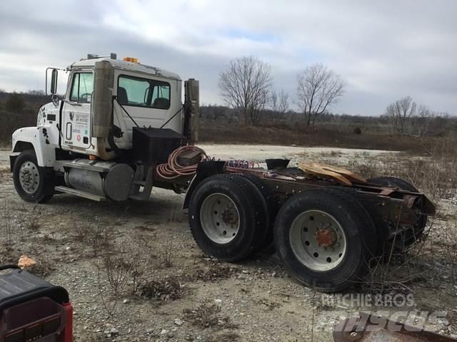 Mack CH613 Camiones tractor