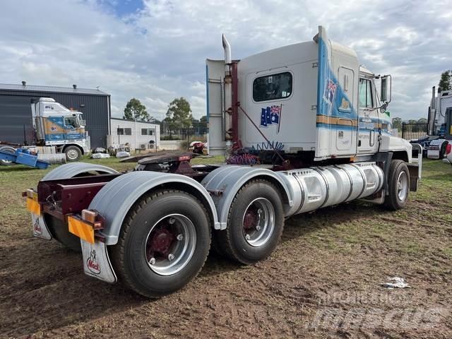 Mack CHR688RST Camiones tractor