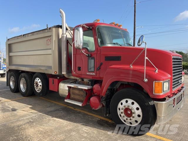 Mack CHU613 Bañeras basculantes usadas