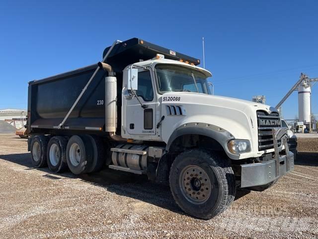 Mack CTP713 Bañeras basculantes usadas