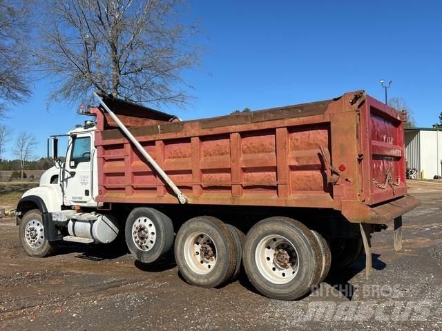 Mack CV713 Bañeras basculantes usadas