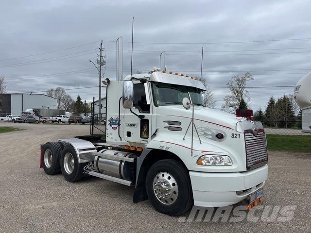 Mack CXN613 Camiones tractor