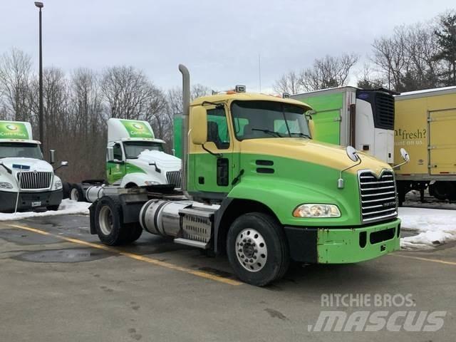 Mack CXU612 Camiones tractor