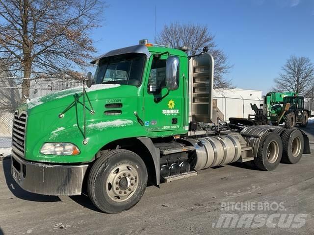 Mack CXU613 Camiones tractor