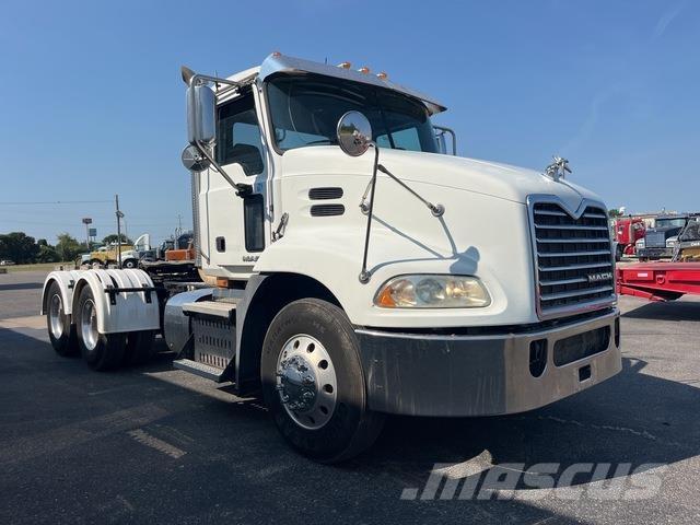 Mack CXU613 Camiones tractor