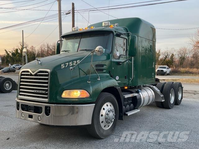Mack CXU613 Camiones tractor