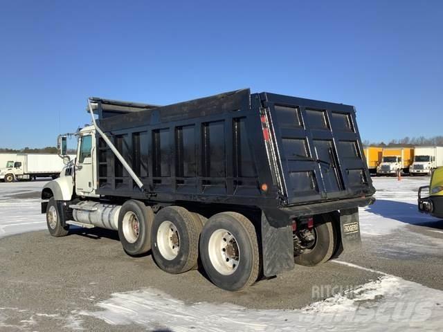 Mack GU713 Bañeras basculantes usadas