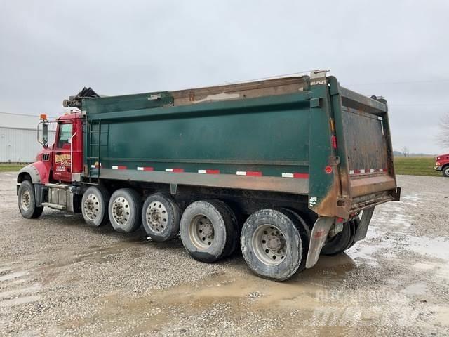 Mack GU713 Bañeras basculantes usadas