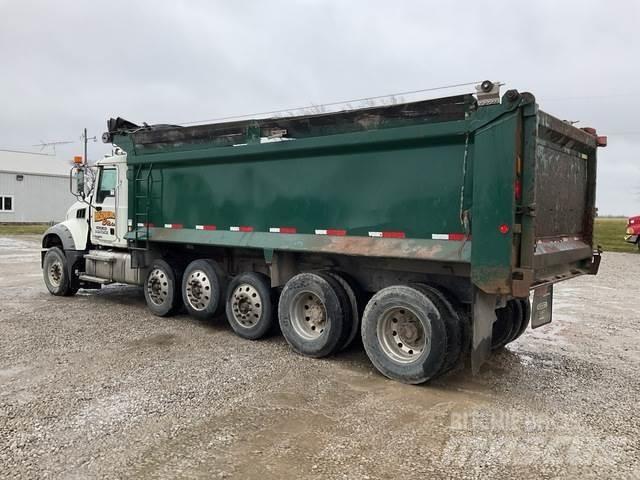 Mack GU713 Bañeras basculantes usadas