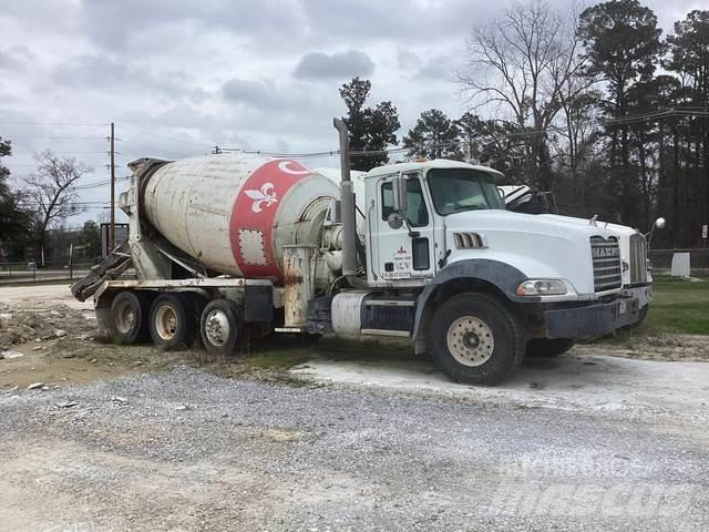 Mack GU813 Otros camiones