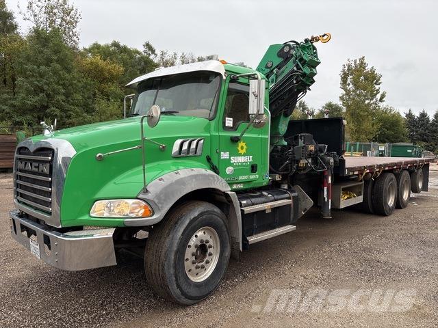 Mack GU813 Otros camiones