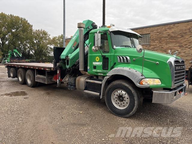 Mack GU813 Otros camiones
