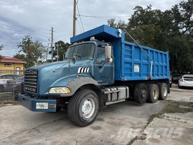 Mack GU813 Bañeras basculantes usadas